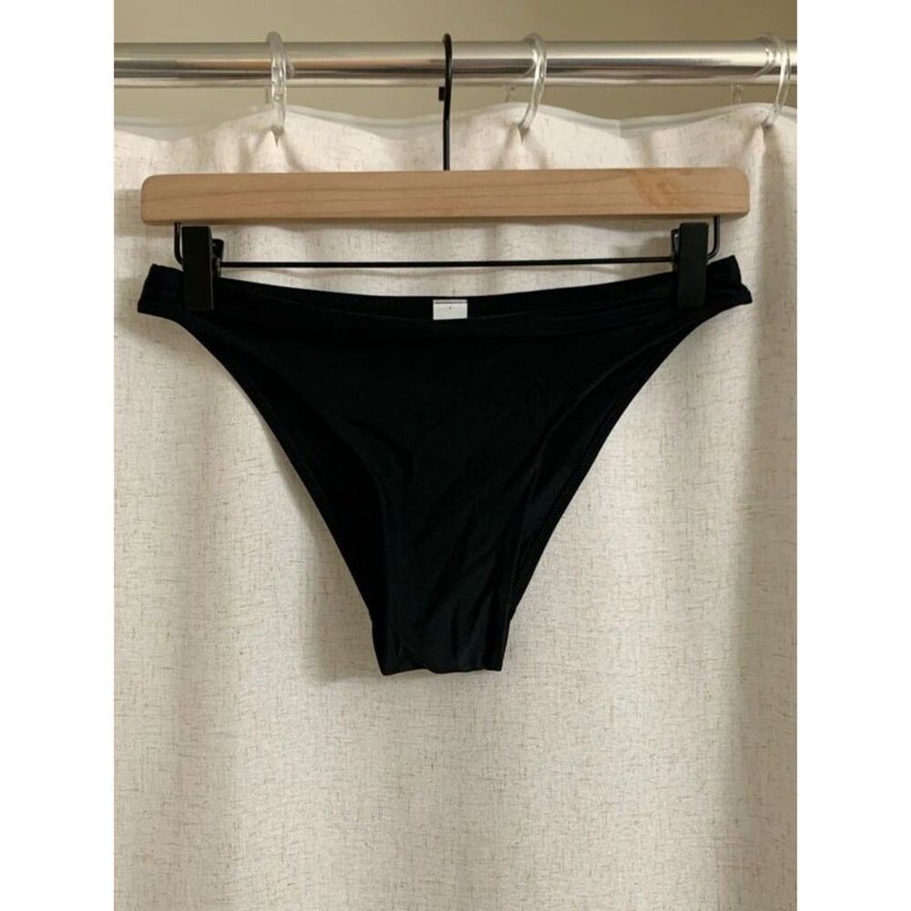 Lululemon Black Bikini Bottom Small
